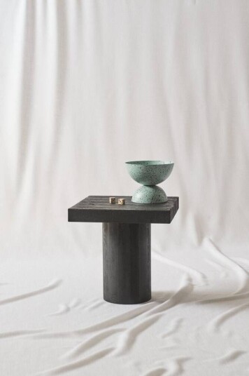 KATLA sidebord 40x40 cm Svart