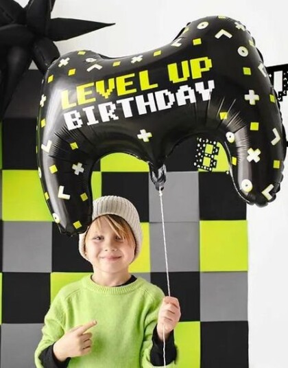 Svart Kontrollerformet Folieballong 72x52 cm Gamer Party Svart Kontrollerformet Folieballong 72x52 cm Gamer Party