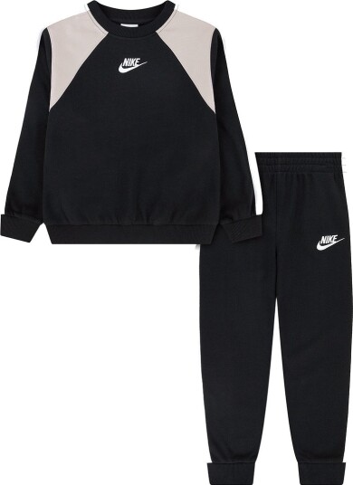 Nike Joggedress   Black   Nike   3 år (98)   Joggedress Beige Hvit Svart