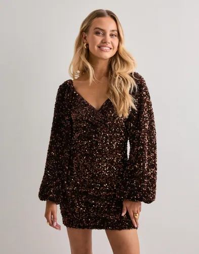 Nelly Brun Sparkle Heartshaped Dress