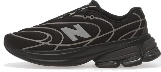 Joggesko New Balance 5030 Black/ Silver Metallic EUR 43 Joggesko New Balance 5030 Black/ Silver Metallic EUR 43