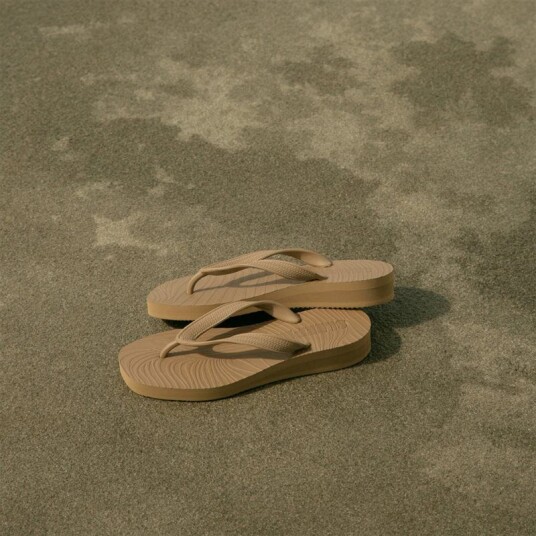 Sleepers Tapered Platform - Sand Beige 39