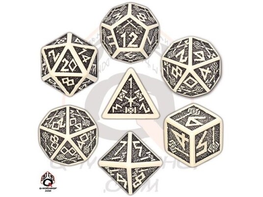 Q-Workshop Dwarven Sett Beige Og Svart Q-Workshop Dwarven Sett Beige Og Svart
