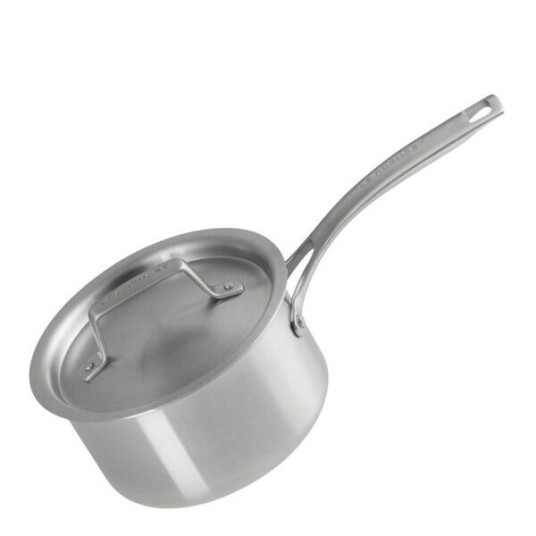 Le Creuset Essential 3 Ply kasserolle 16 cm 1,9L m/lokk Le Creuset Essential 3 Ply kasserolle 16 cm 1,9L m/lokk