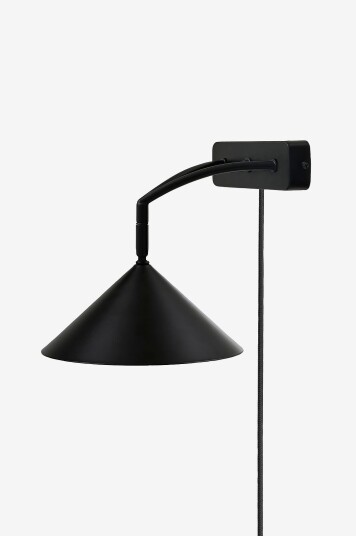 Globen LightingVegglampe CurveSvartVegglamperFra Homeroom