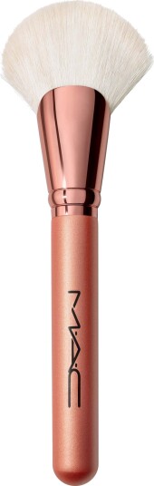 MAC Cosmetics 143S Bronzer Fan Brush MAC Cosmetics 143S Bronzer Fan Brush