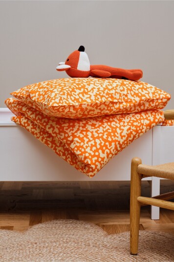 Jotex Mini Dynetrekksett Barneseng Økologisk Oransje/gul MALIA 21676390582 Jotex Mini Dynetrekksett Barneseng Økologisk Oransje/gul MALIA 21676390582