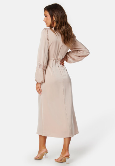 Bubbleroom Occasion Satin Midi Dress Champagne XS Bubbleroom Occasion Satin Midi Dress Champagne XS