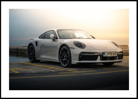 Modern Sports Car Sunset Plakat / 50x70 Modern Sports Car Sunset Plakat / 50x70