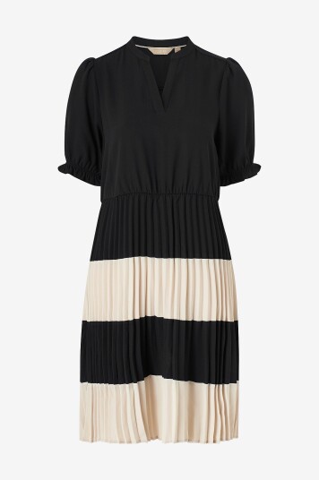 Culture Kjole cuBetty Short DresSvart