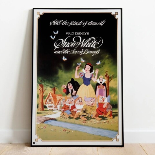Snehvit Plakat Retro - 91,5 x 61 cm Snehvit Plakat Retro - 91,5 x 61 cm