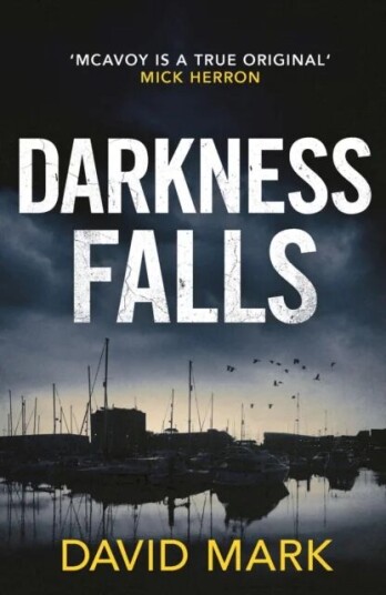 Darkness Falls Av David Mark