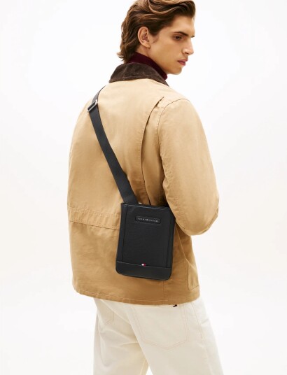 Tommy Hilfiger Th Central Mini Crossover Black ONE SIZE Tommy Hilfiger Th Central Mini Crossover Black ONE SIZE