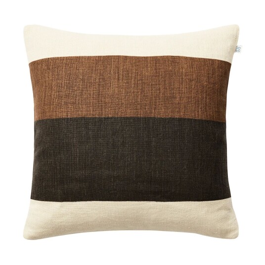 Chhatwal & Jonsson Kumar putetrekk 50 x 50 cm Taupe-Dark Brown Chhatwal & Jonsson Kumar putetrekk 50 x 50 cm Taupe-Dark Brown