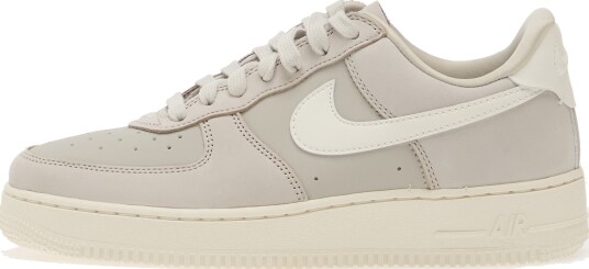 Joggesko Nike Air Force 1 Retro Premium Light Bone/ Sail EUR 40