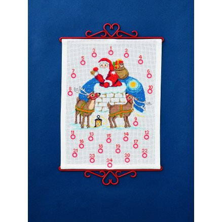 Permin Broderisett Julenissen i skorsteinen 32x42cm