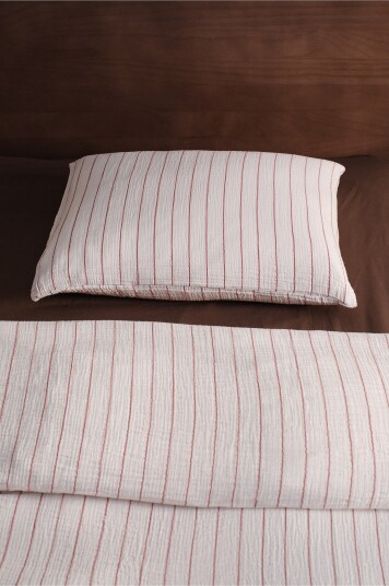 Jotex Putetrekk i Musselin 50x60 Cm Cayenne/offwhite AMILIA 21366491205
