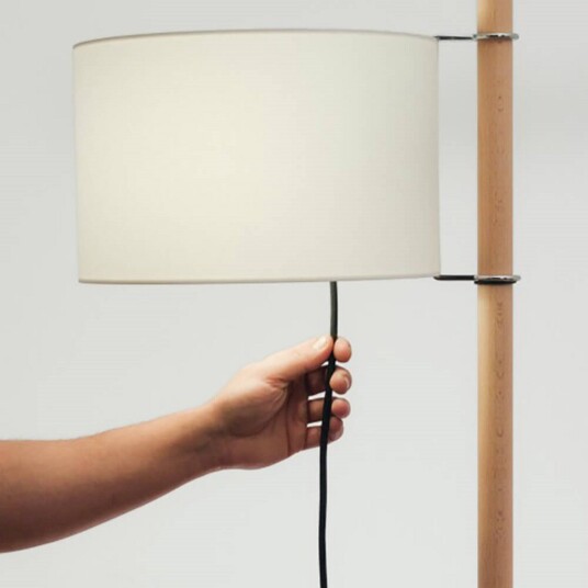 Gulvlampe Santa & Cole dimmbar Hvit Stue Tre 166 Hvit
