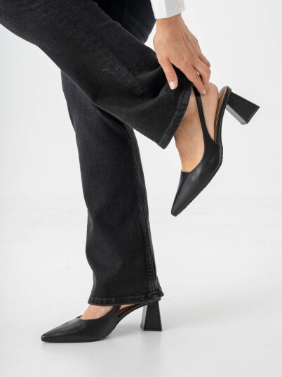 Bianco Maralyn Slingback Smooth Faux Leather Sort 42