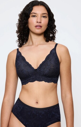 Triumph Amourette Charm T N03 Black 75 E Triumph Amourette Charm T N03 Black 75 E