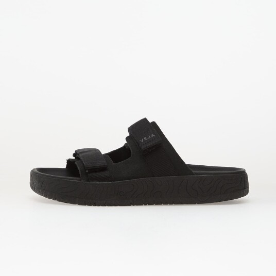 Veja W Arpoador Full Black EUR 40