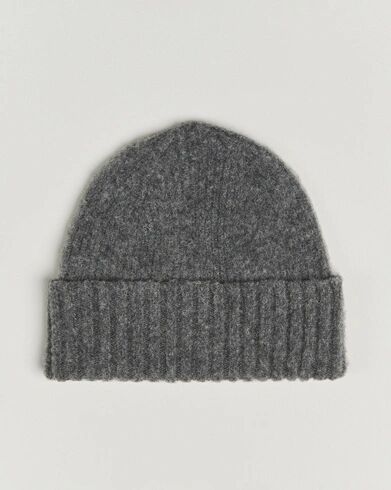 Robert Mackie Rona Ribbed Shaggy Lambswool Beanie Dark Grey Robert Mackie Rona Ribbed Shaggy Lambswool Beanie Dark Grey