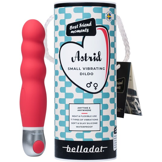 Belladot Astrid Small Vibrating Dildo Red Belladot Astrid Small Vibrating Dildo Red
