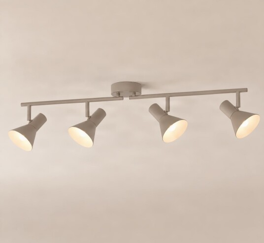 Milia downlight beige E14 4 lyskilder 79 cm metall – Nola Stue Med flere lyskilder Milia downlight beige E14 4 lyskilder 79 cm metall – Nola Stue Med flere lyskilder