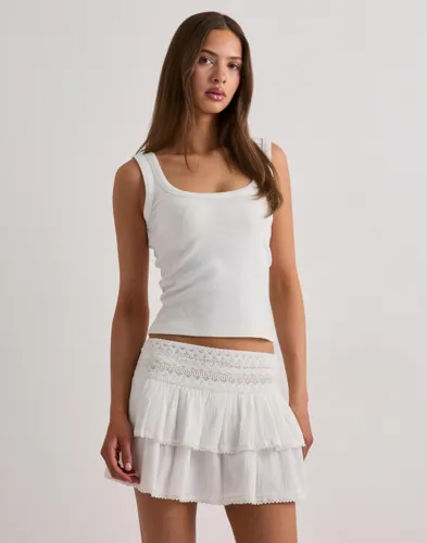Nelly   Hvit   Sweet Detail Skirt