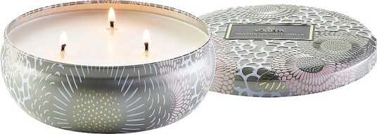 Voluspa Tahitian Coconut Vanilla 3 Wick Tin Candle 40H Hvit