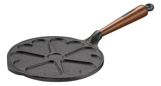 Skeppshult Traditional plettpanne hjerte med trehåndtak 22 cm Skeppshult Traditional plettpanne hjerte med trehåndtak 22 cm