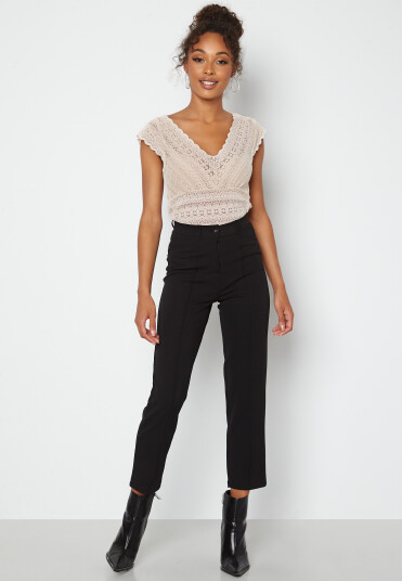 VILA Chikka V-Neck Cap Sleeve Top XL