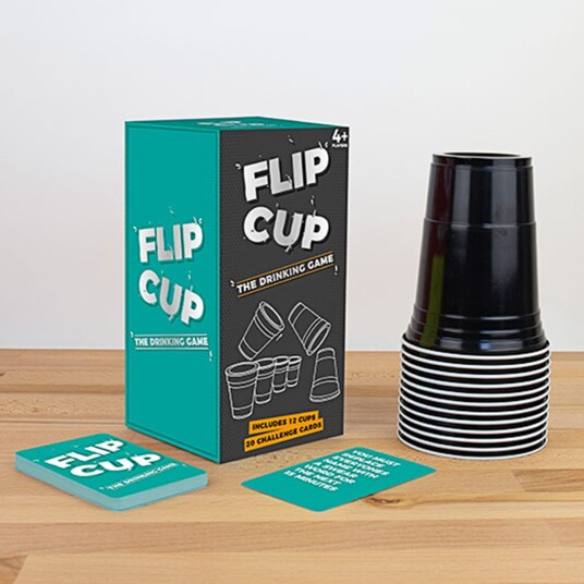 Ohlsson och Lohaven Flip Cup Partyspill