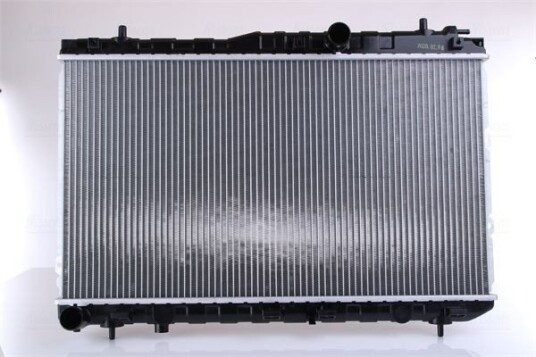 Radiator NISSENS 66681