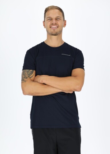 Swedemount Fjällbacka Tee 2.0 Dk. Navy S T Shirts