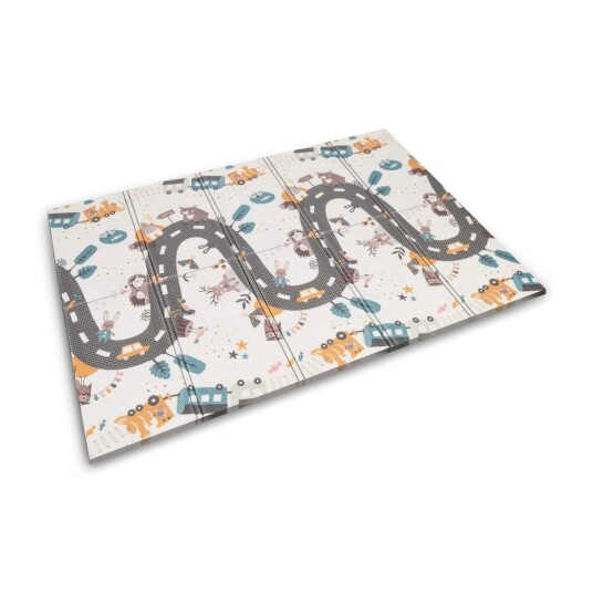 Sammenleggbar skummatteDenne store sammenleggbare matten med målene 200x150 cm har mange praktiske bruksområder. Det gir babyen Sammenleggbar skummatteDenne store sammenleggbare matten med målene 200x150 cm har mange praktiske bruksområder. Det gir babyen