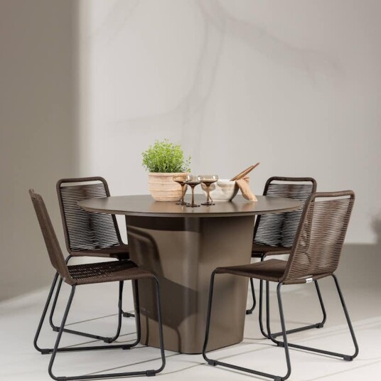 Hagegruppe Venture Home Santa Fe med 4 Lindos Stoler