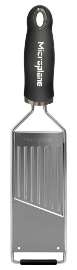 Microplane Gourmet rivjern Slicer; 31.5x7.5x3 cm LxBxH; Svart