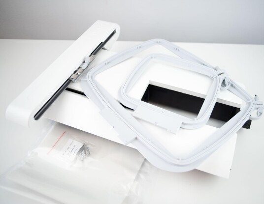 Broderimodul til Pfaff Creative 3.0 liten