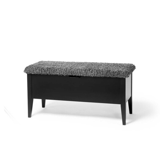 Torkelson KLINTE bänk 90 cm svartlack med fårpäls Svartlack/fårpäls 92 x 46 cm Svart Torkelson KLINTE bänk 90 cm svartlack med fårpäls Svartlack/fårpäls 92 x 46 cm Svart