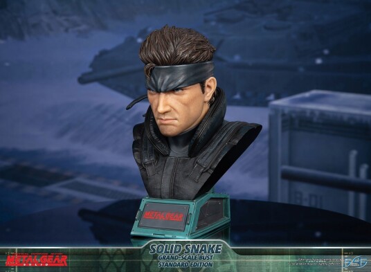 First4Figures Metal Gear Solid Solid Snake Resin Statue Grand-Scale Bust First4Figures Metal Gear Solid Solid Snake Resin Statue Grand-Scale Bust