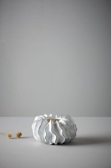 Jotex PEYTON vase ø 24,5 cm Hvit 1568985-03-0 1554359-01-0