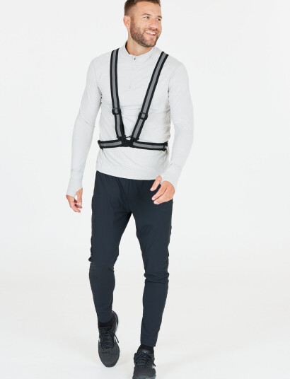 Salzmann Reflective Cross Belt Black ONE SIZE Salzmann Reflective Cross Belt Black ONE SIZE