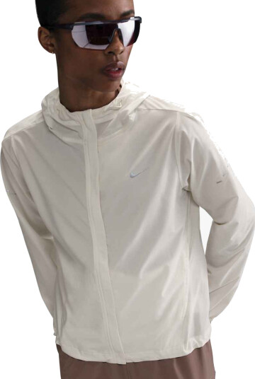 Nike Swift Repel Packable Running Jacket Beige XS