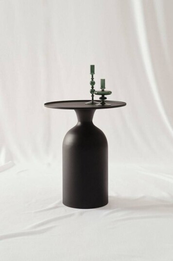 Jotex SARGANS sidebord, diameter 46 cm Svart marmor izmir/røykfarget mattsvart 1723285-01-0 1723287-01-0
