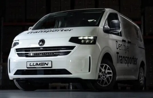 Lumen grillkit VW Transporter T7 2025. 22 984 lumen. Diskret og pen montering.