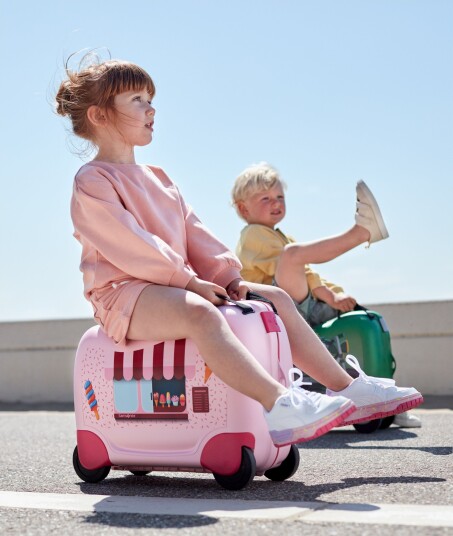 Samsonite Dream2Go Ride-On Isbil Kabinkoffert Rosa