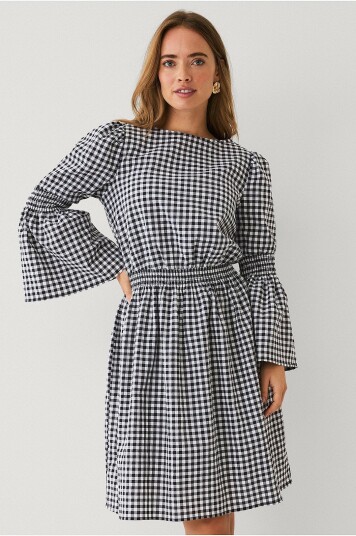Ellos Collection Kjole med smock Hvit