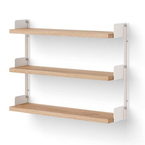 New Works Tea Shelf vegghengt hylle 46x62,5 cm Eik New Works Tea Shelf vegghengt hylle 46x62,5 cm Eik