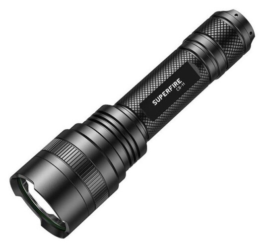 Superfire C8-H LED lommelykt, 1500 lm, 15W, vannavst??tende Superfire C8-H LED lommelykt, 1500 lm, 15W, vannavst??tende